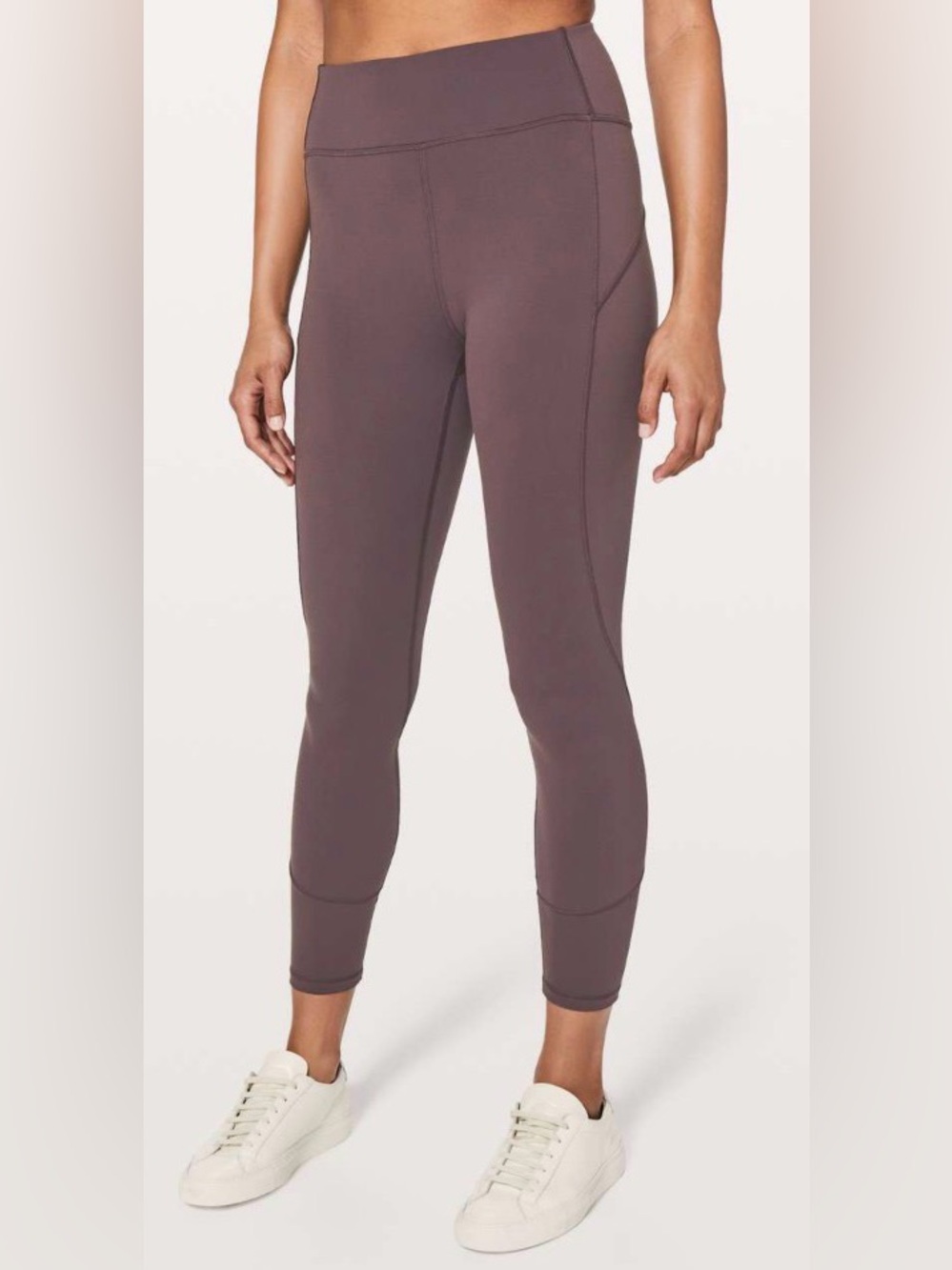 LULULEMON pants Movement Tight Everlux 25 Pants in Vintage Grape Size 6